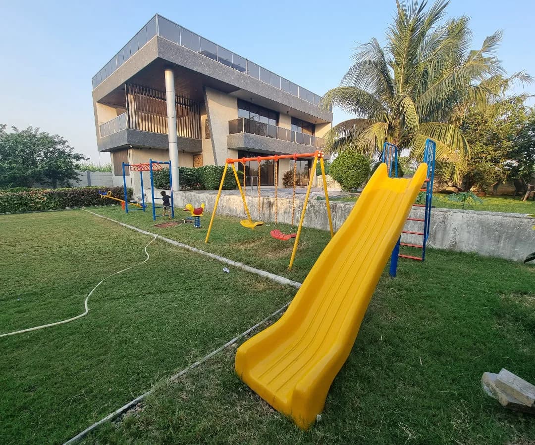 Swimming pool at Blue Berry Farmhouse Surat