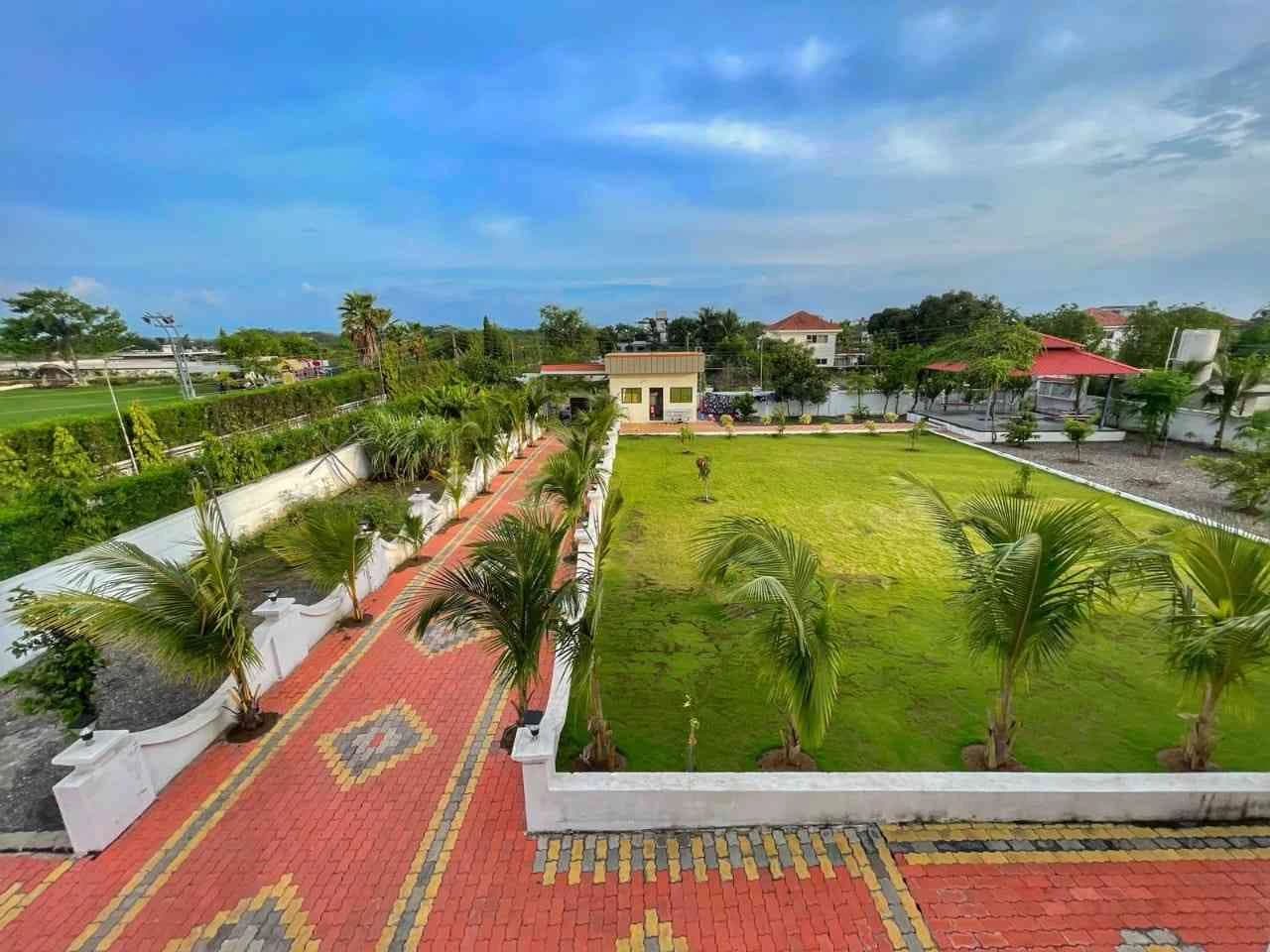 Private swimming pool at PartyPatch, Dumas, Surat