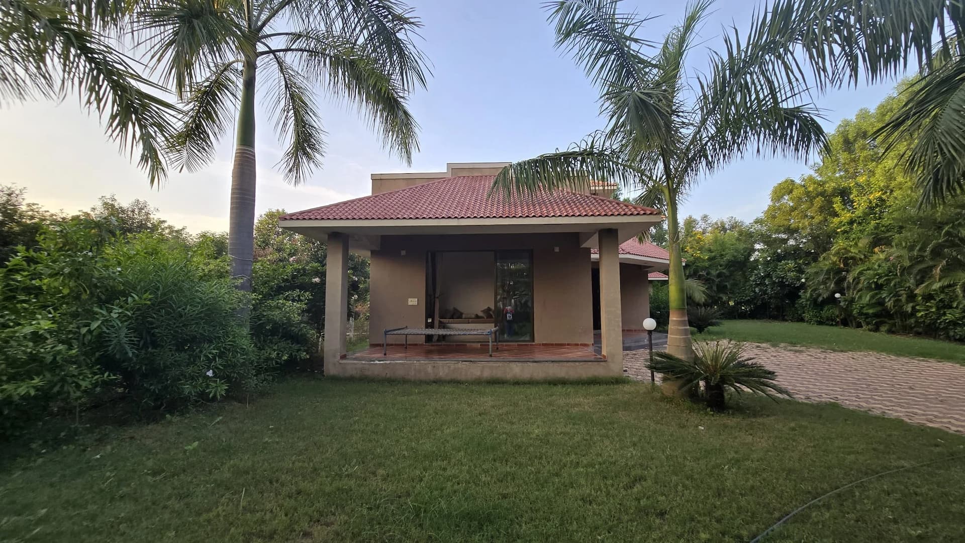 President villa — farmhouse in Pindirda Village, Gandhinagar