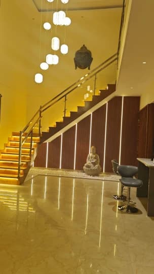 Photo 15 of 17 – 4 BHK villa with a private pool in Noida, Delhi (BMF-V385)