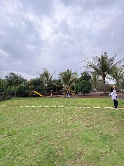 Photo 4 of 10 – 4 BHK villa with a pool in Badlapur, Thane (BMF-V558)