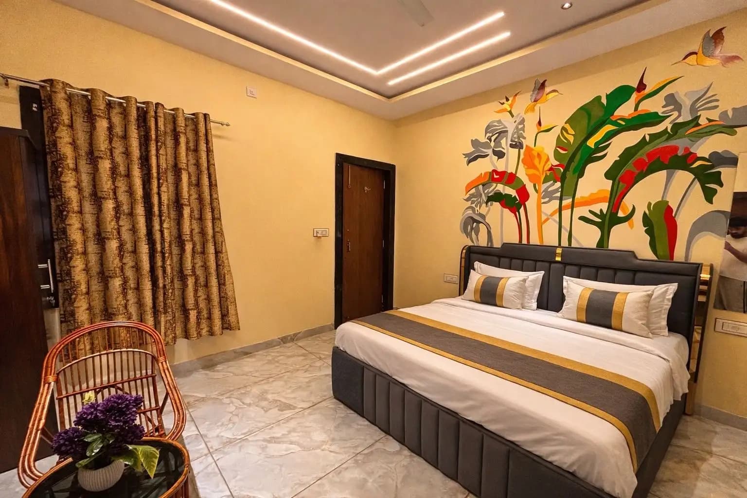 Photo 6 of 18 – 4 BHK villa with a private pool in Barodiya, Udaipur (BMF-V578)