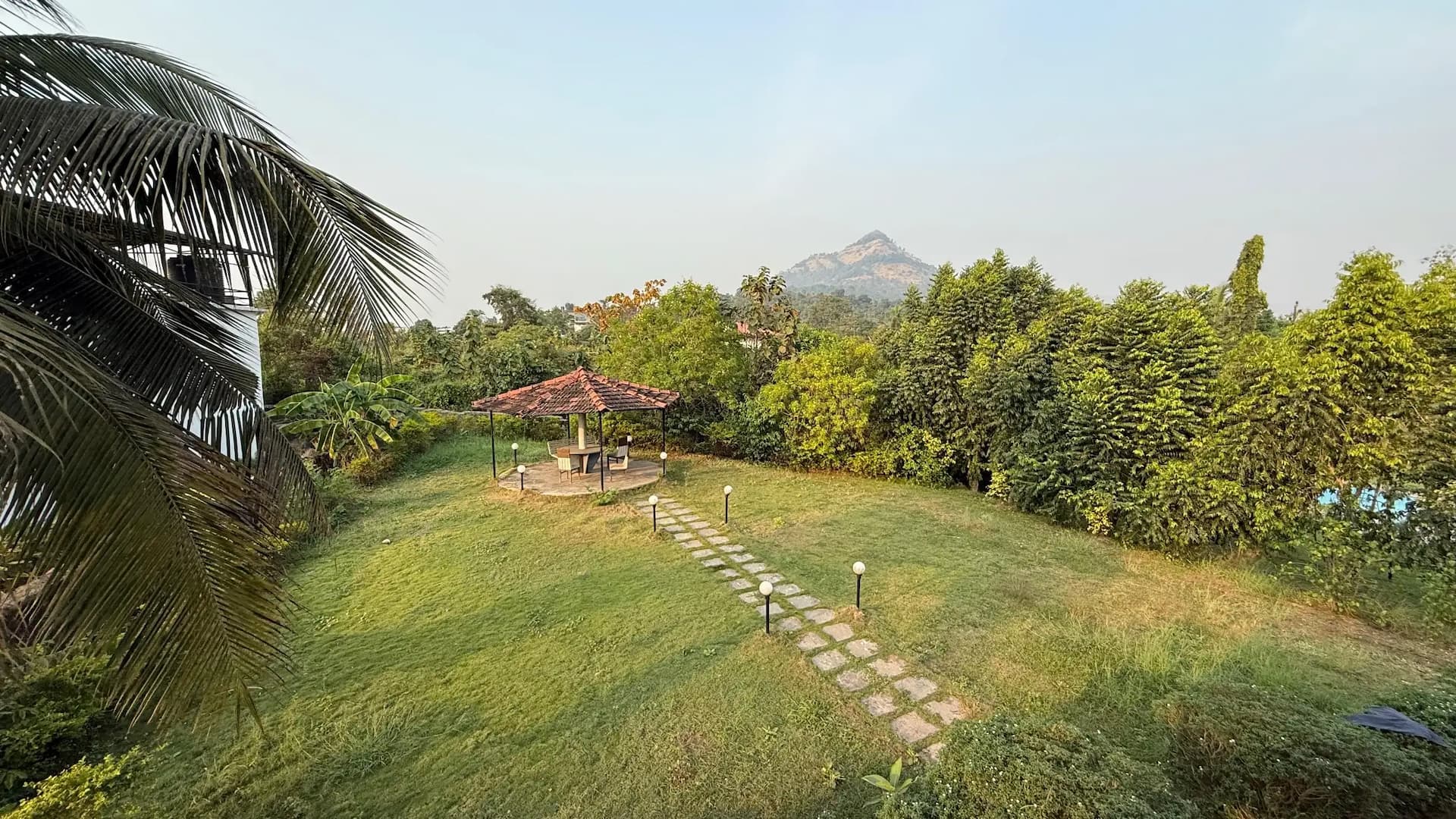 Photo 11 of 19 – 2 BHK farmhouse with a pool in Nadode Wadi, Karjat (BMF-F581)
