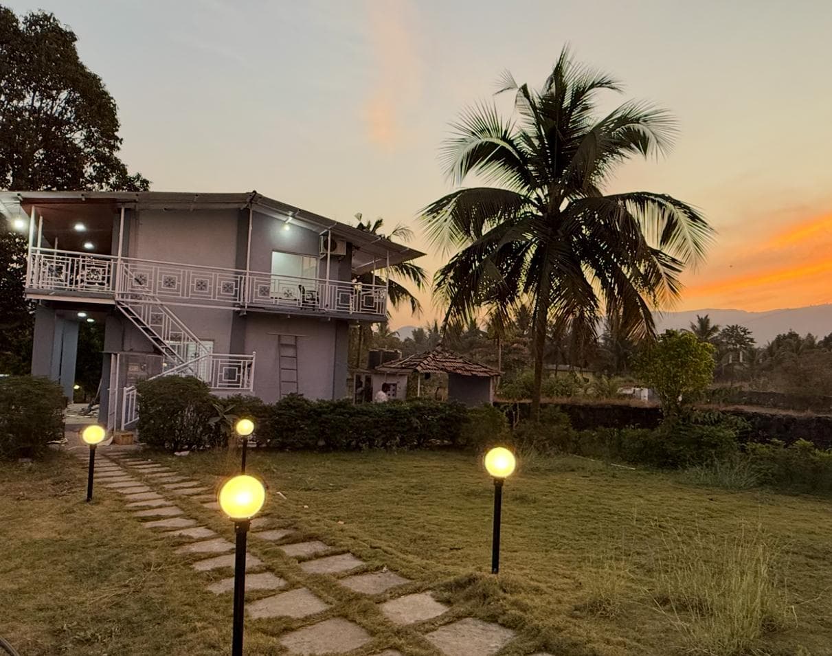 Photo 12 of 19 – 2 BHK farmhouse with a pool in Nadode Wadi, Karjat (BMF-F581)