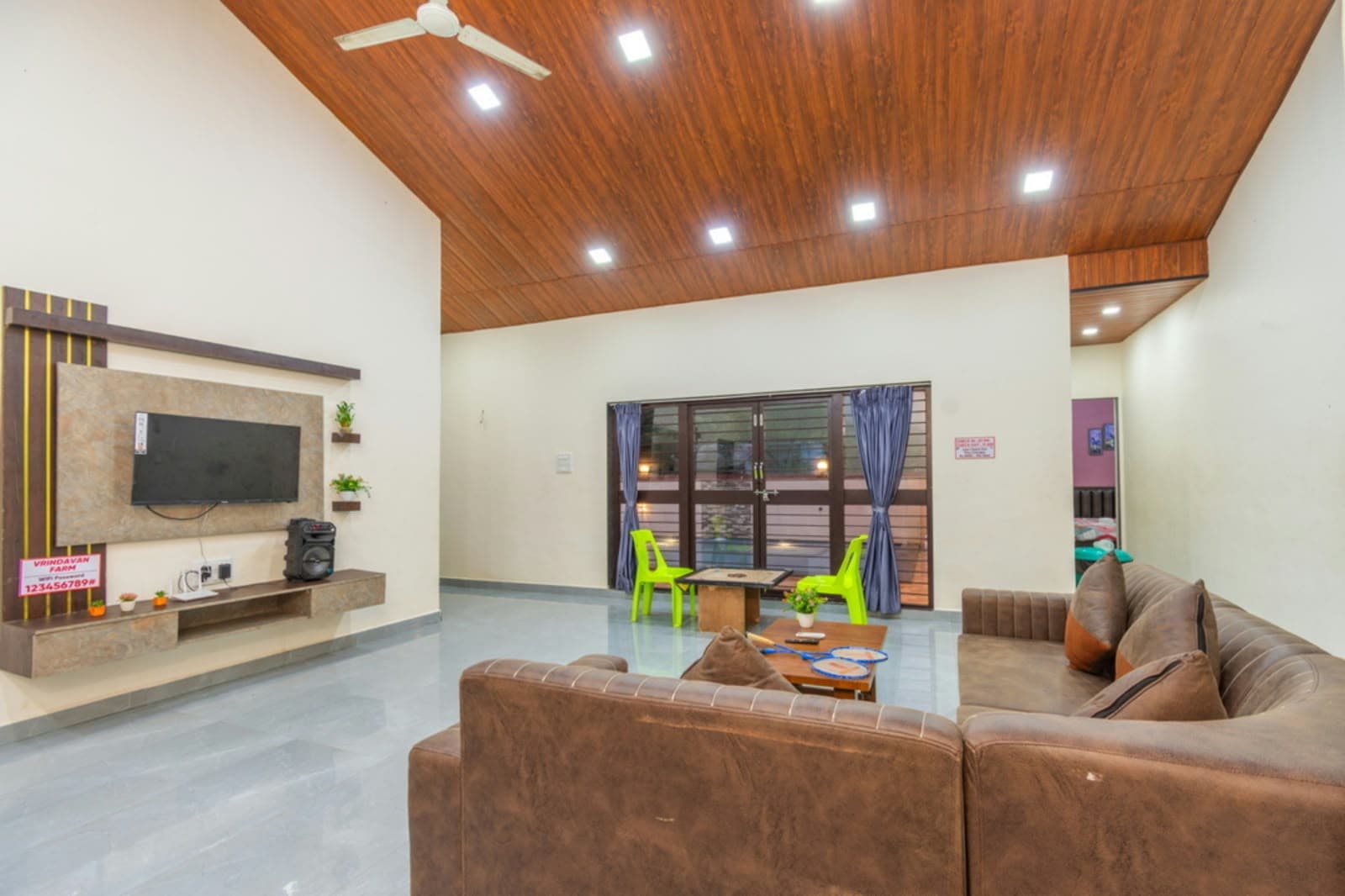 Photo 2 of 15 – 3 BHK villa with a pool in Malavli, Lonavala (BMF-V585)