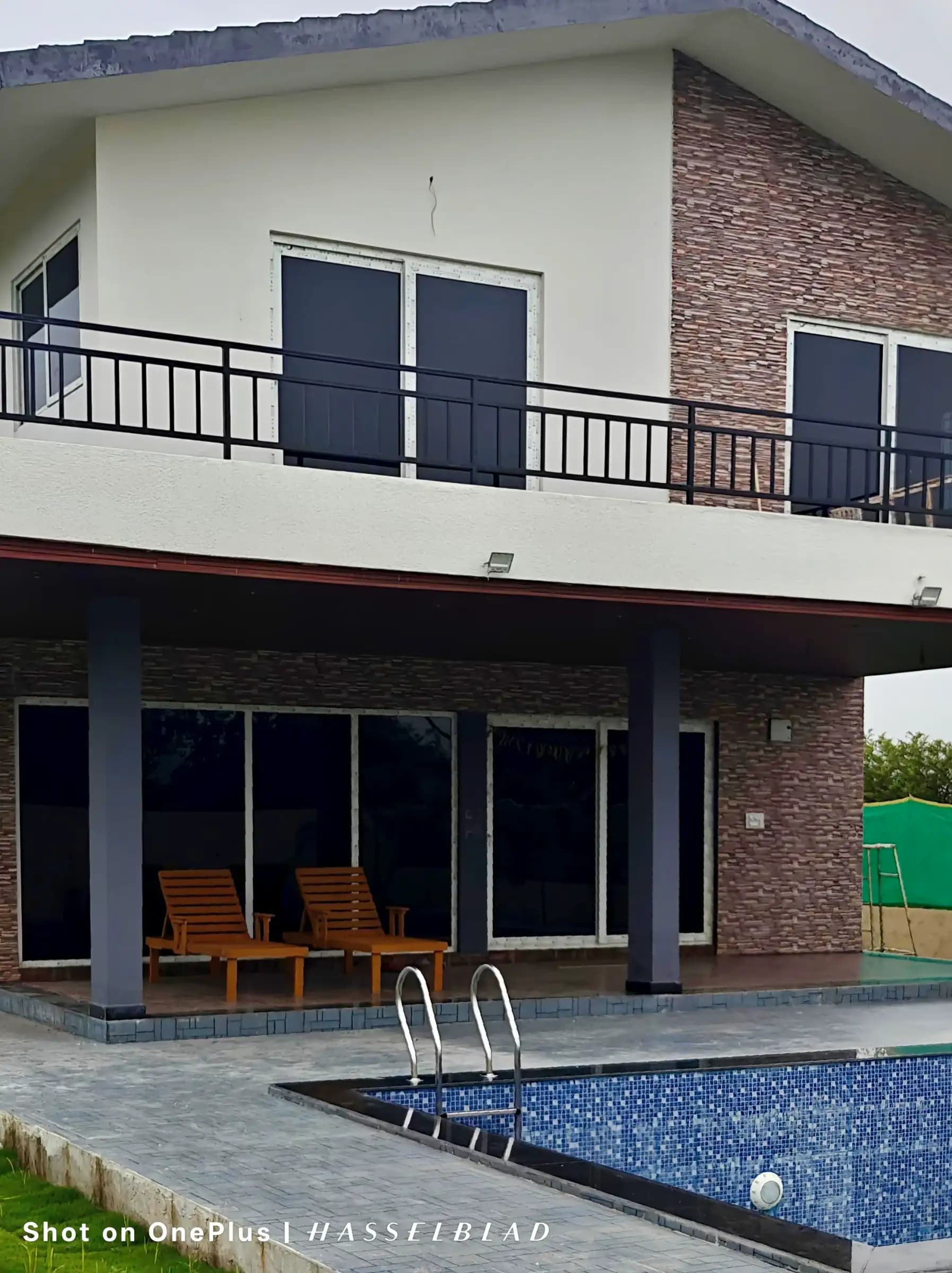 Photo 7 of 12 – resort with a private pool in Mangatta, Rajnandgaon (BMF-R592)