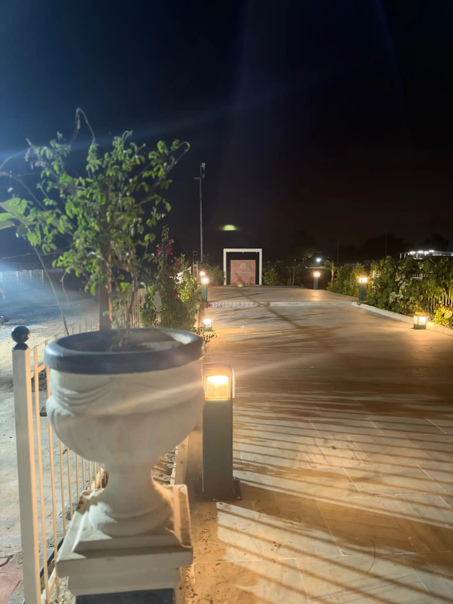 Photo 12 of 20 – 3 BHK farmhouse with a pool in Bareja, Ahmedabad (BMF-F593)
