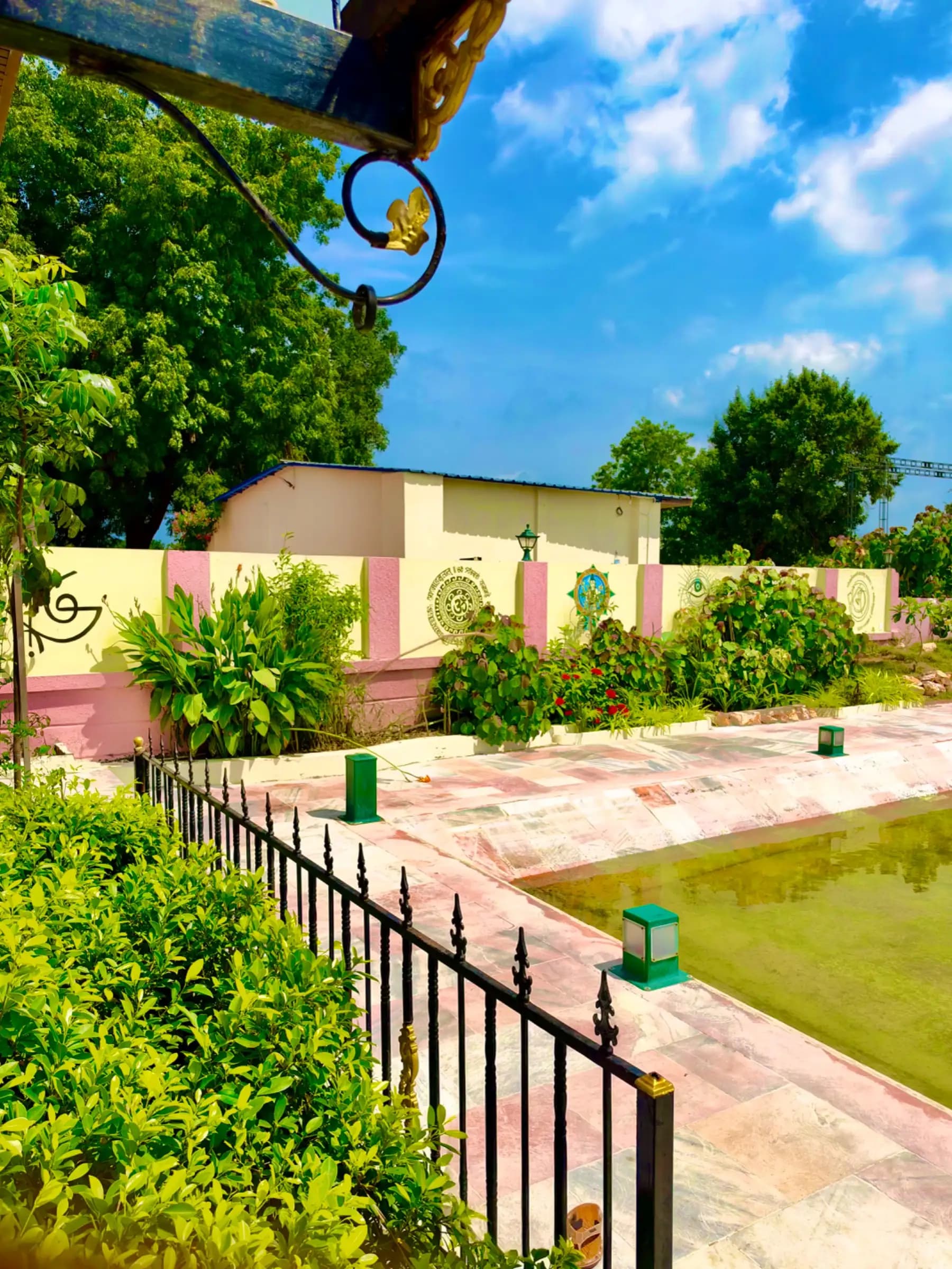 Photo 5 of 20 – 3 BHK farmhouse with a pool in Bareja, Ahmedabad (BMF-F593)