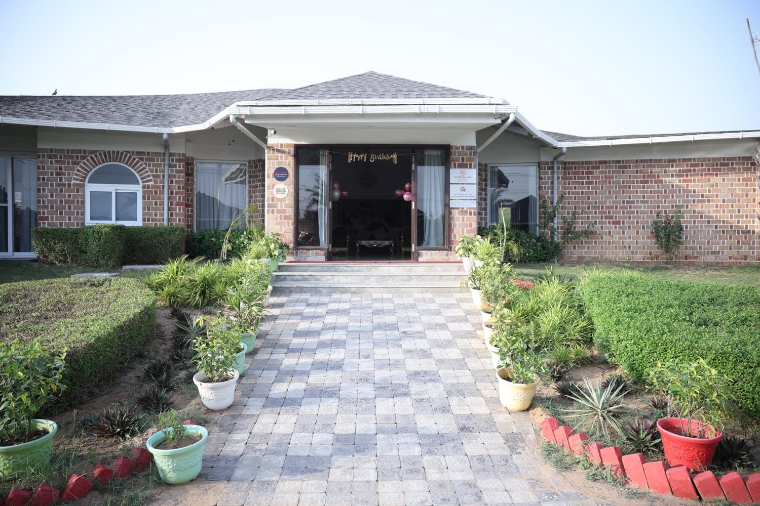 Photo 8 of 11 – 8 BHK farmhouse with a pool in Sirohi, Faridabad (BMF-F594)
