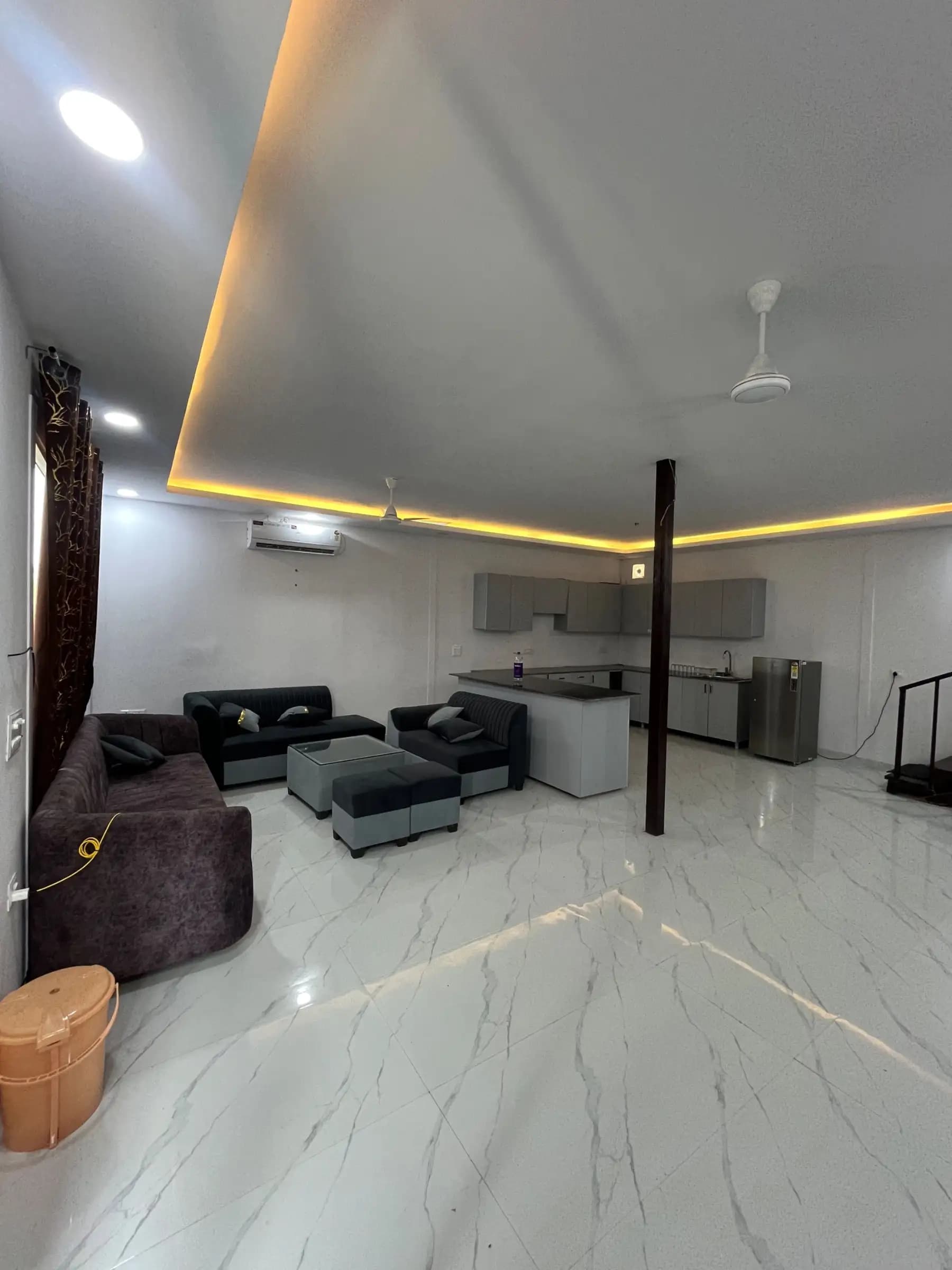 Photo 4 of 17 – 3 BHK farmhouse with a private pool in Noida, Delhi (BMF-F600)