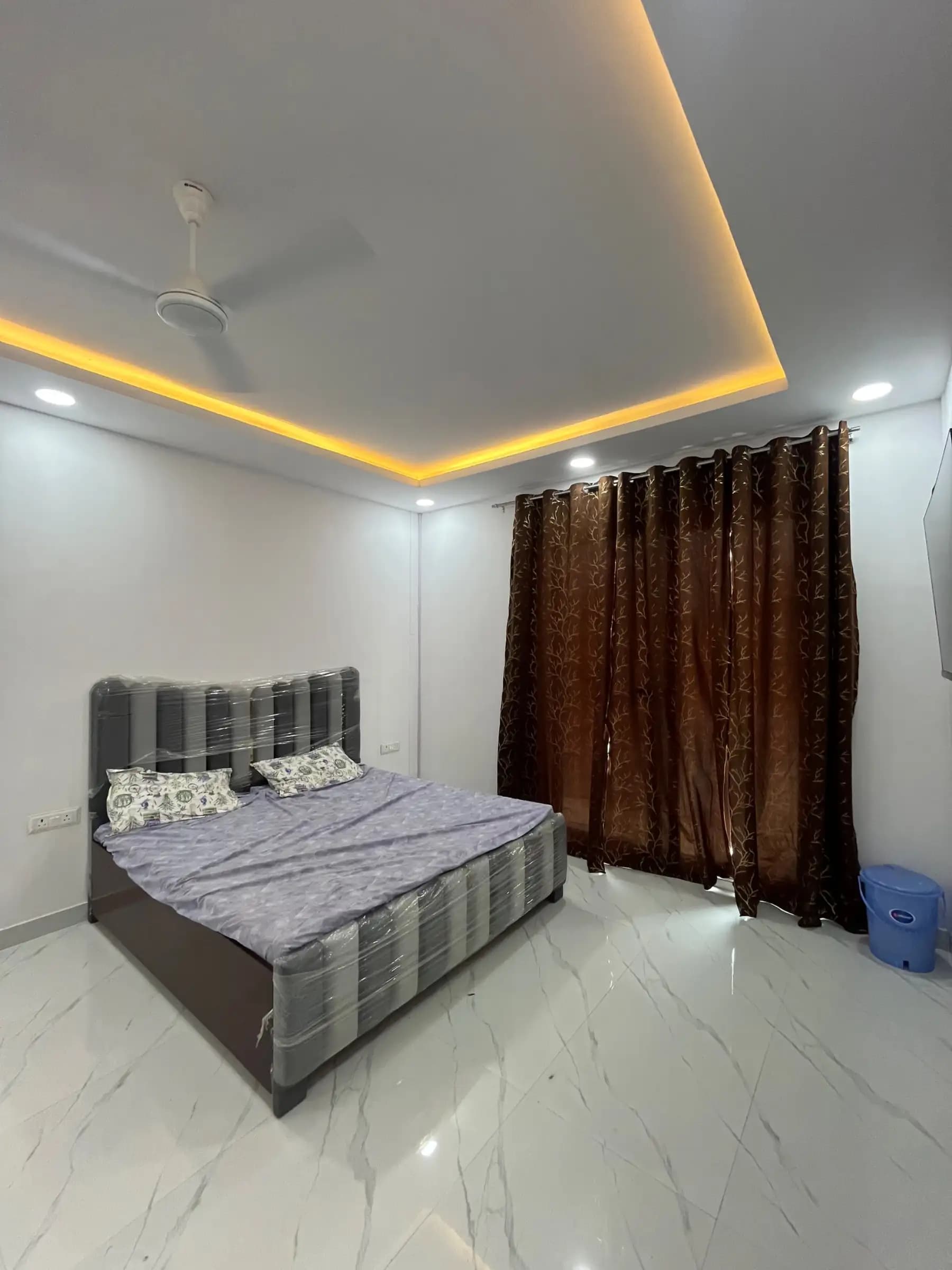 Photo 7 of 17 – 3 BHK farmhouse with a private pool in Noida, Delhi (BMF-F600)