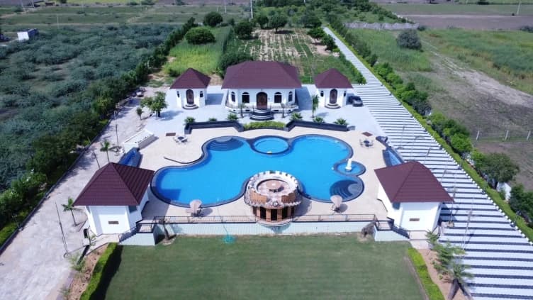 Photo 1 of 25 – 4 BHK farmhouse with a pool in Tonk Road, Jaipur (BMF-F604)