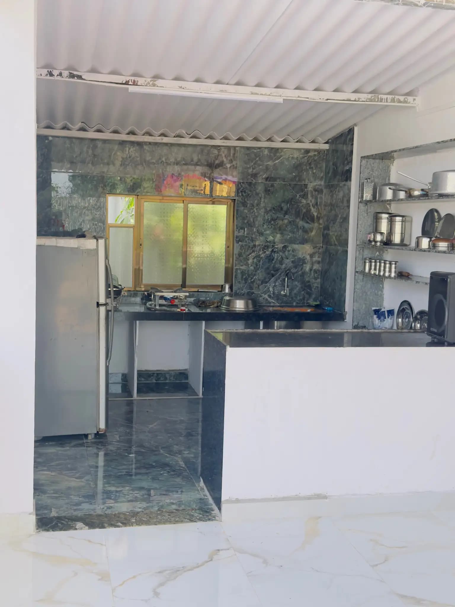 Photo 6 of 8 – 2 BHK farmhouse with a private pool in Bhiwandi, Thane (BMF-F605)