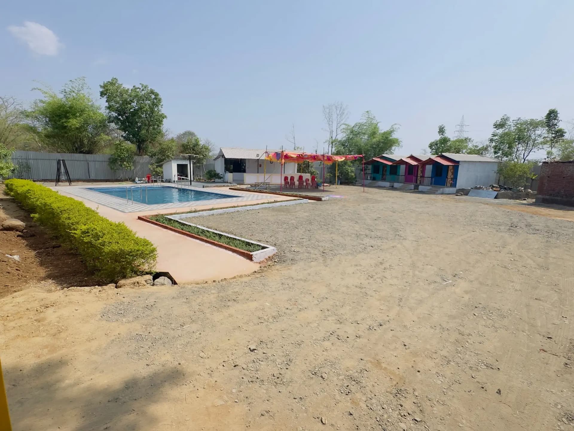 Photo 7 of 8 – 2 BHK farmhouse with a private pool in Bhiwandi, Thane (BMF-F605)