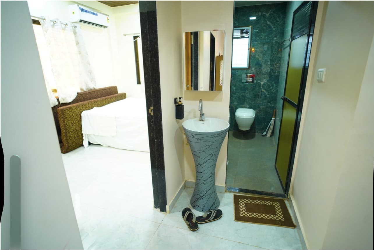Photo 5 of 11 – 3 BHK farmhouse with a private pool in Kadhav, Karjat (BMF-F607)