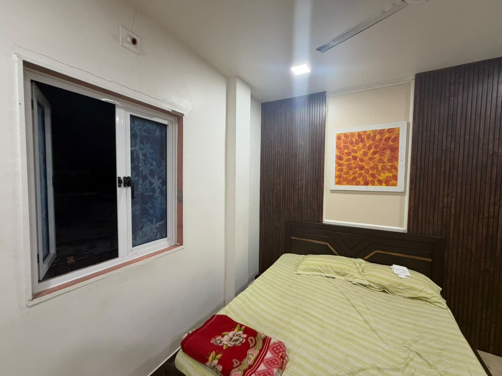Photo 2 of 20 – 3 BHK farmhouse with a pool in Bareja, Ahmedabad (BMF-F593)