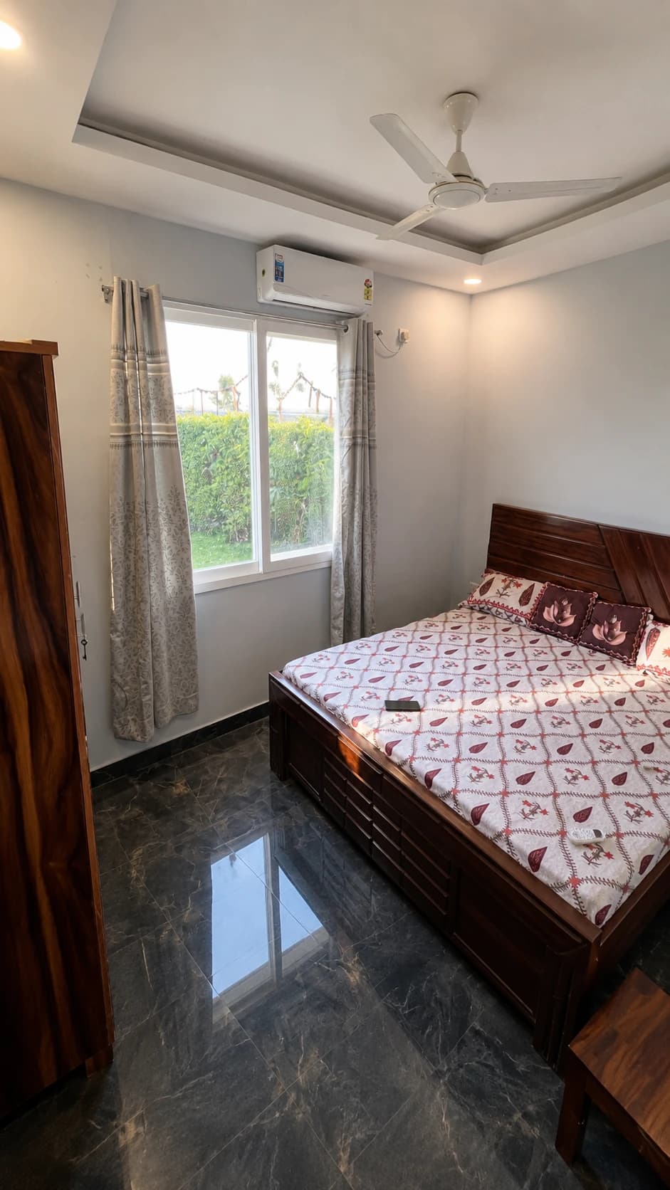 Photo 4 of 18 – 3 BHK villa with a private pool in Noida, Delhi (BMF-V609)