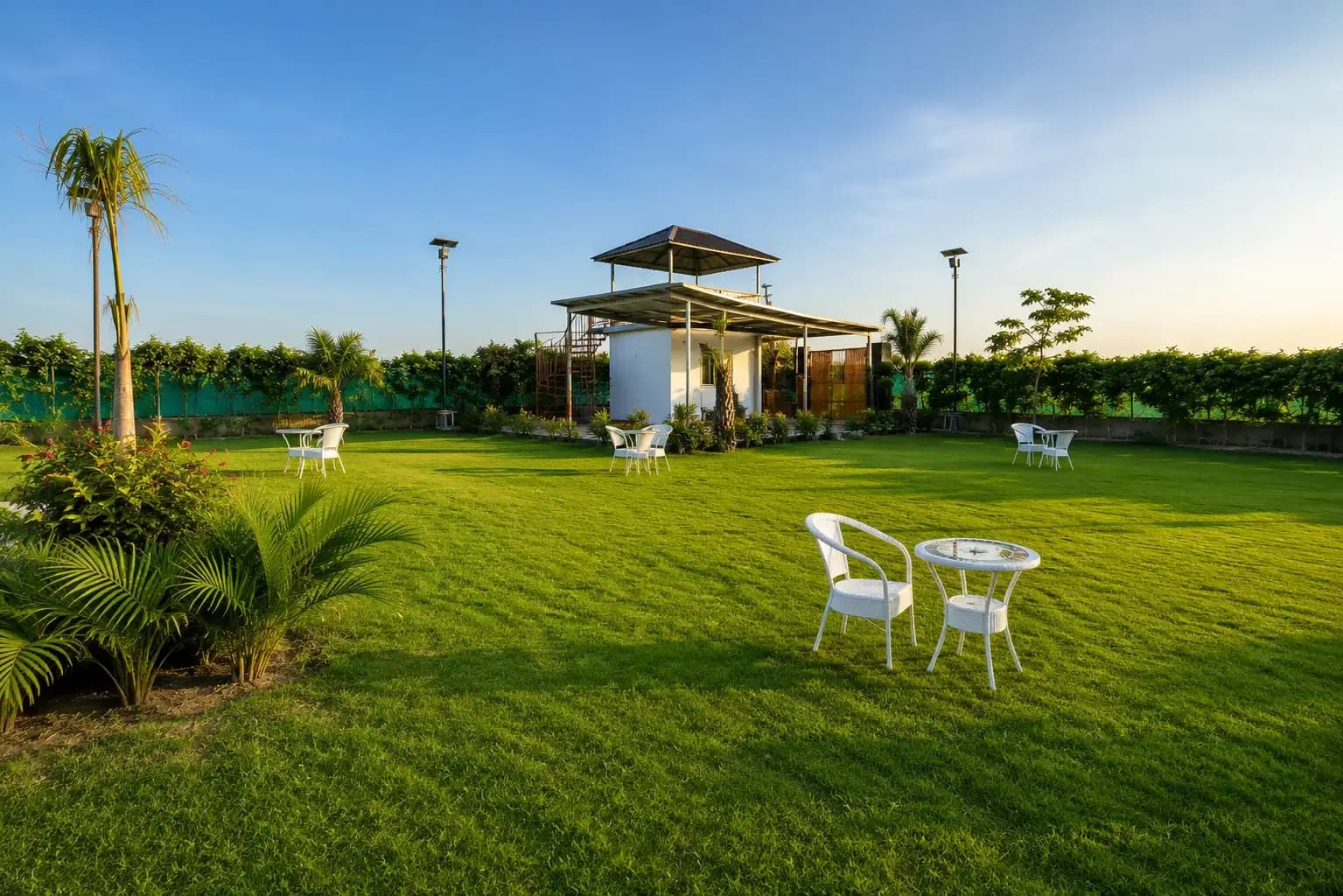 Photo 12 of 18 – 3 BHK villa with a private pool in Noida, Delhi (BMF-V609)