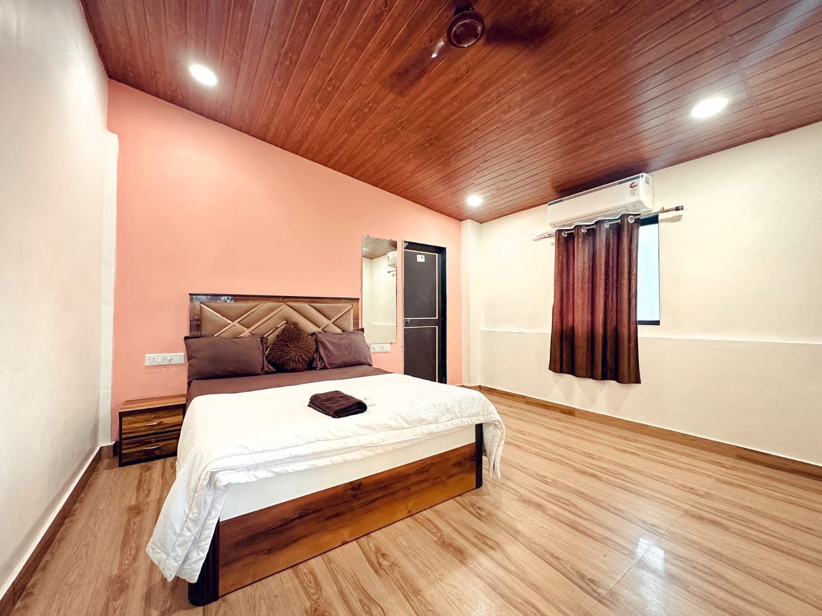 Photo 5 of 15 – 5 BHK villa with a private pool in Malavli, Lonavala (BMF-V612)