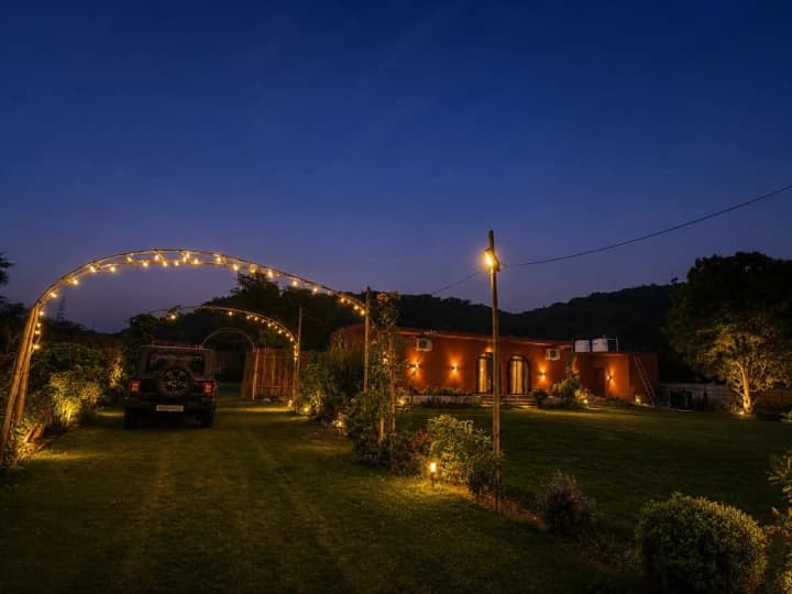 Photo 11 of 15 – 2 BHK villa with a private pool in The Lalit Mangar, Faridabad (BMF-V614)