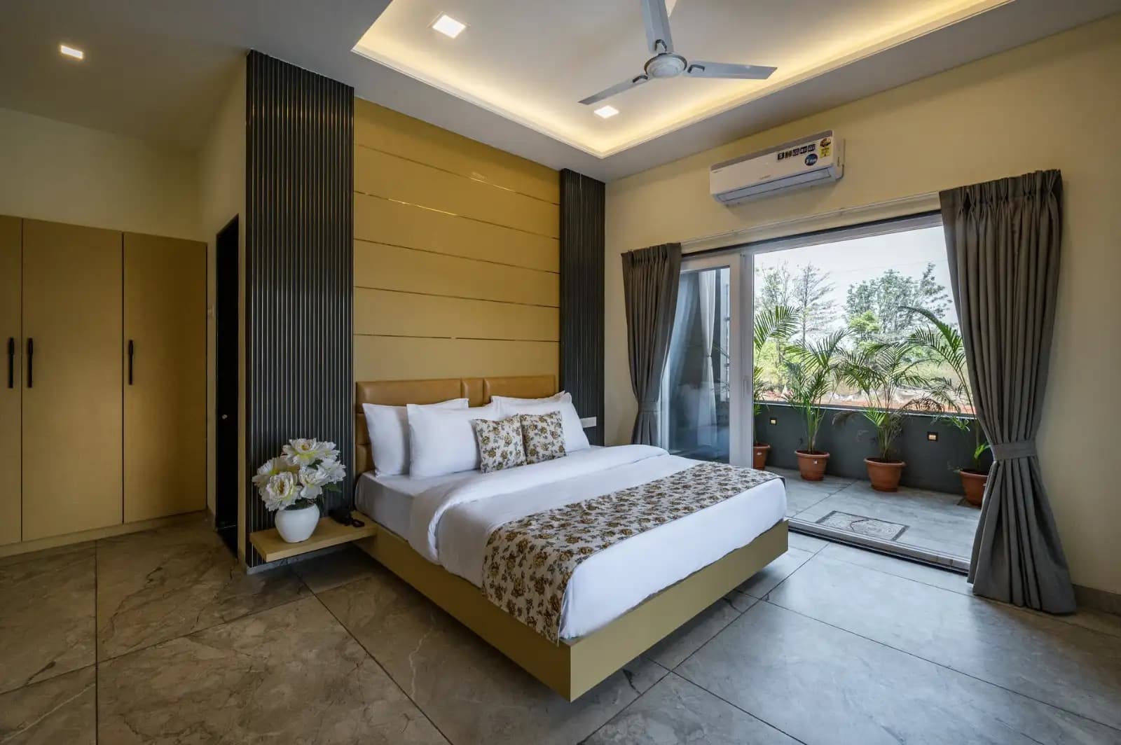 Photo 5 of 19 – 4 BHK villa with a private pool in Kaswand, Mahabaleshwar (BMF-V617)