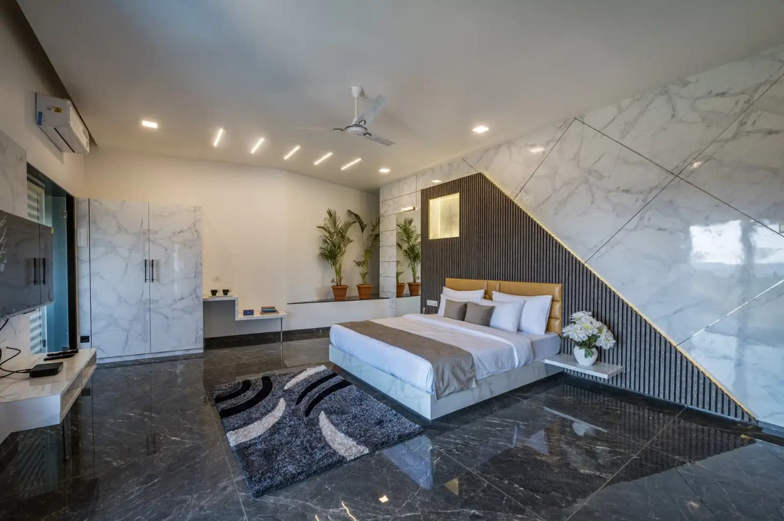 Photo 7 of 19 – 4 BHK villa with a private pool in Kaswand, Mahabaleshwar (BMF-V617)