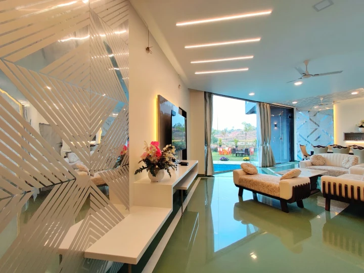Photo 10 of 19 – 4 BHK villa with a private pool in Kaswand, Mahabaleshwar (BMF-V617)