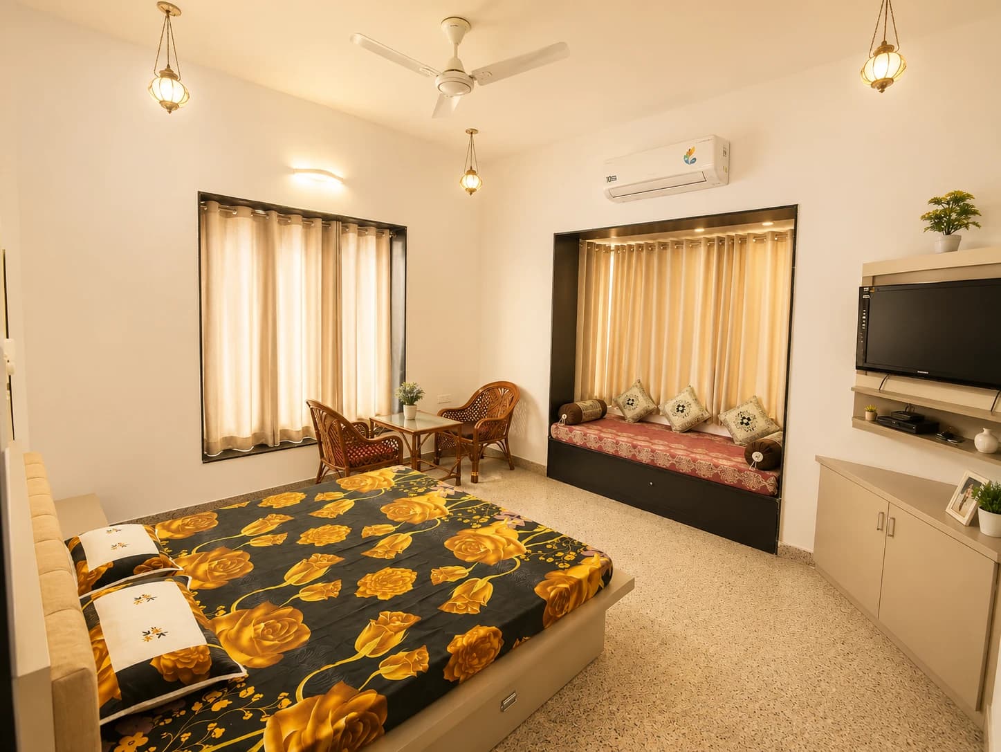 Photo 4 of 17 – 2 BHK farmhouse with a pool in Ishwal, Udaipur (BMF-F620)