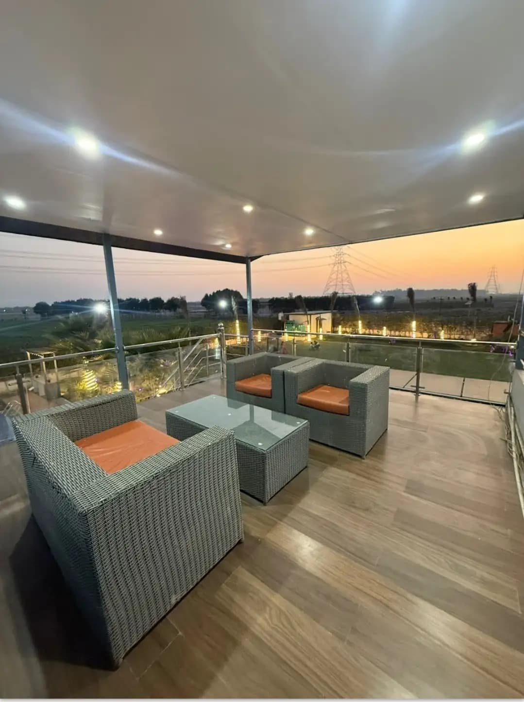 Photo 14 of 19 – 3 BHK farmhouse with a private pool in Noida, Delhi (BMF-F622)