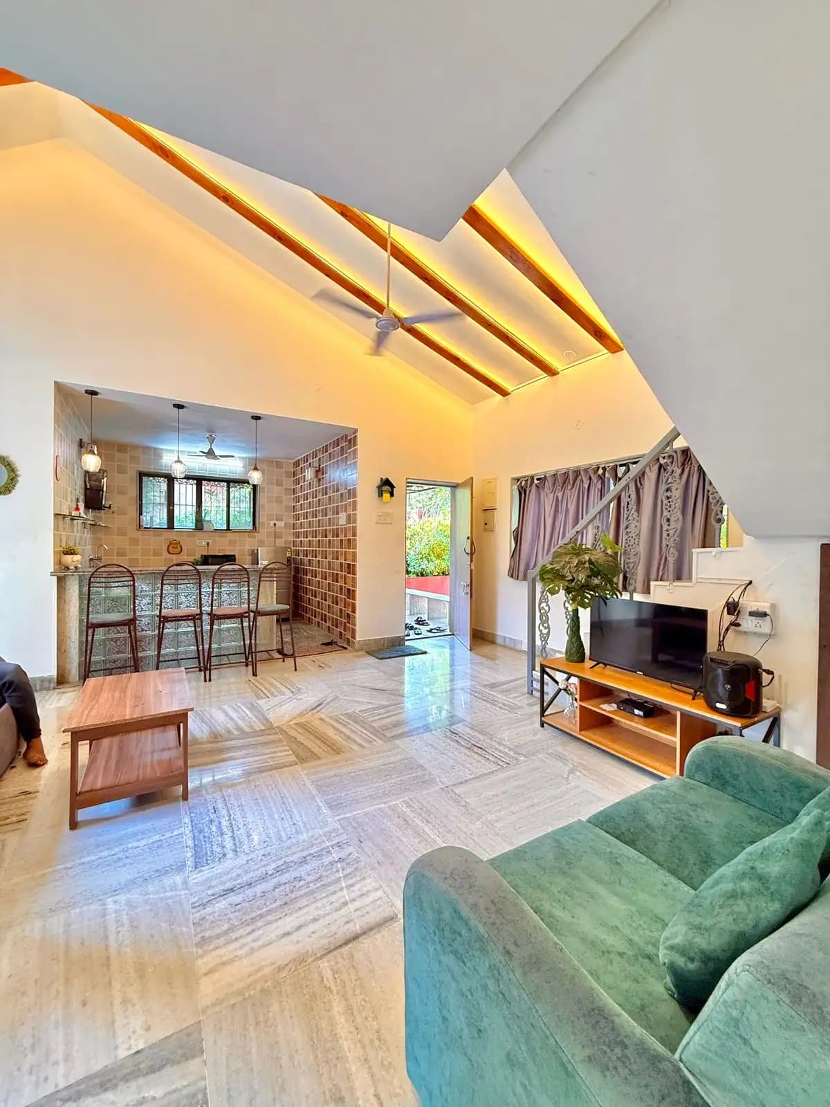 Photo 2 of 17 – 3 BHK villa with a private pool in Gold Valley, Lonavala (BMF-V624)