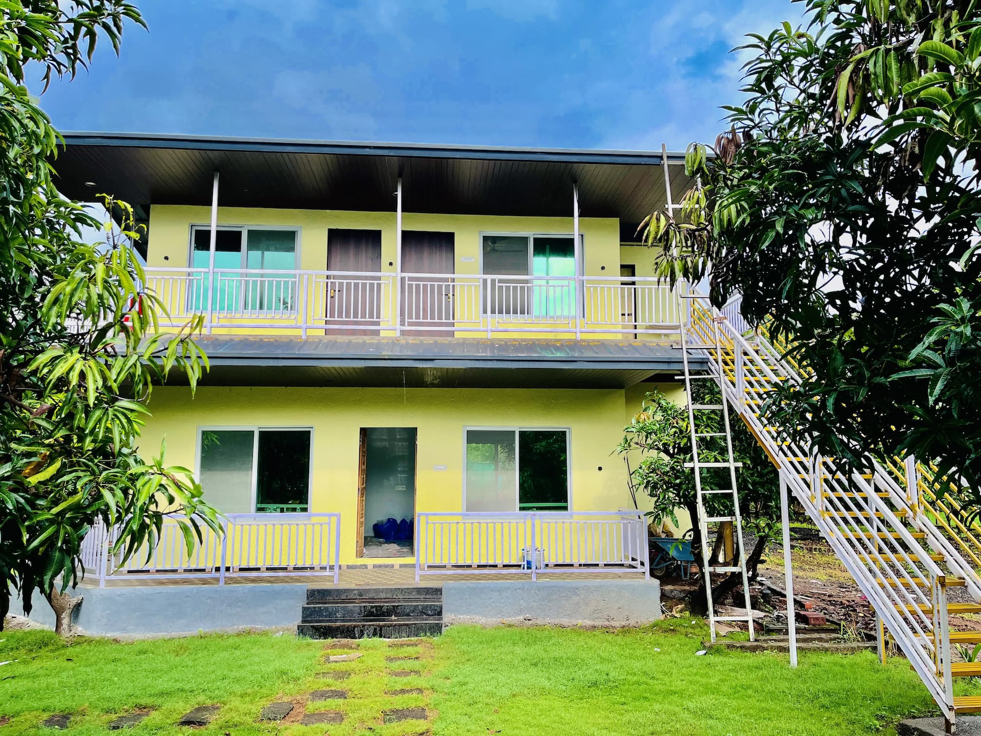 Photo 13 of 18 – 4 BHK farmhouse with a private pool in Neral, Karjat (BMF-F625)