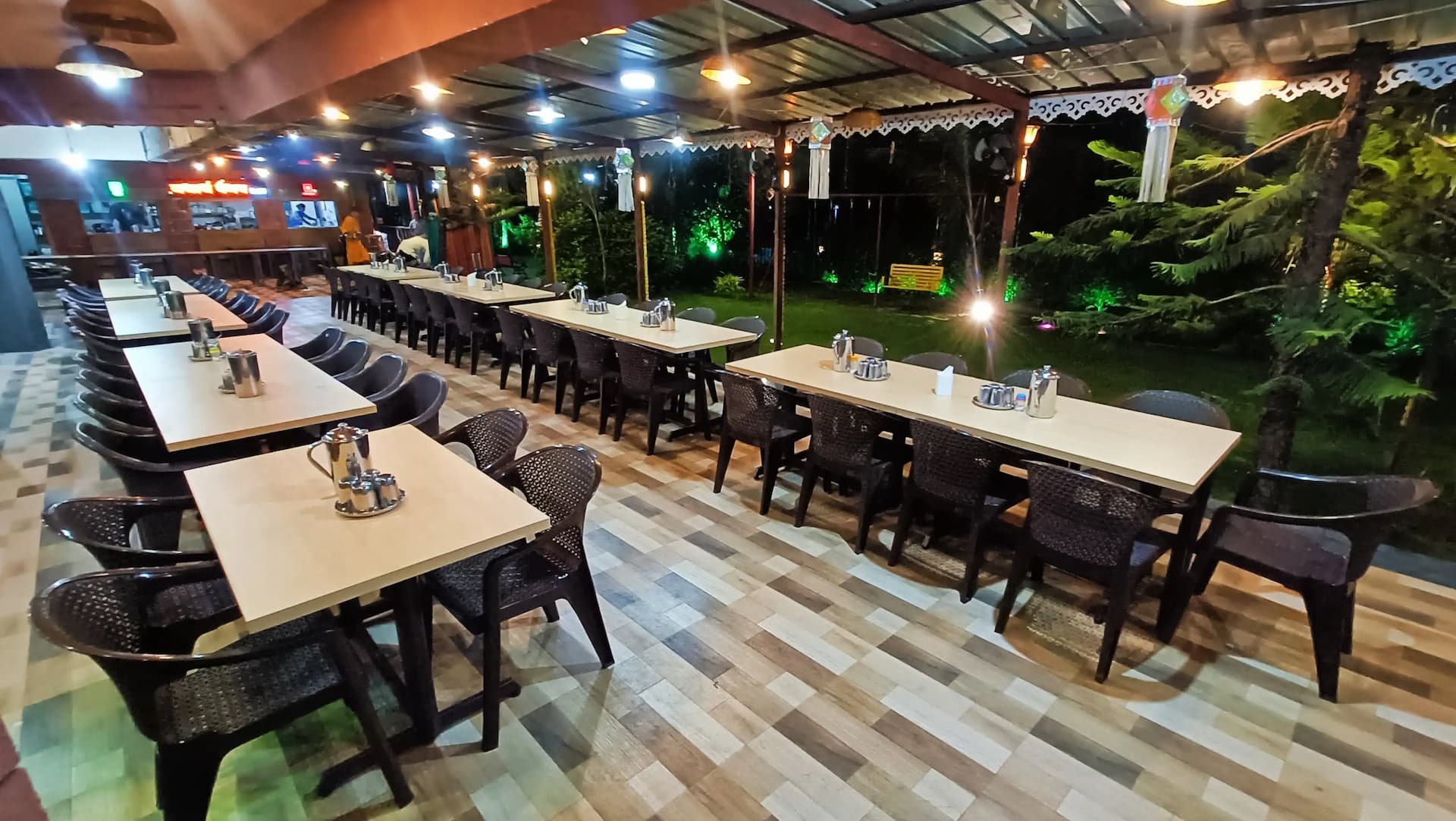 Photo 3 of 18 – 5-room resort with a pool in Vihir, Vadghar (BMF-R627)
