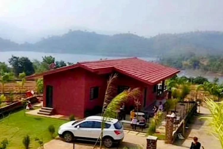 Photo 2 of 18 – 5-room resort with a pool in Vihir, Vadghar (BMF-R627)