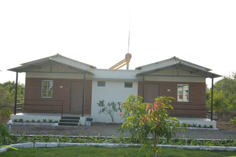 Photo 2 of 16 – 5-room resort with a pool in Haripur, Gir Somnath (BMF-R628)