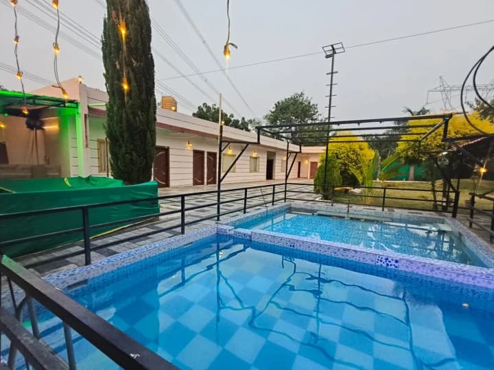 Photo 7 of 11 – 6 BHK farmhouse with a private pool in Cresent Water Park, Indore (BMF-F630)
