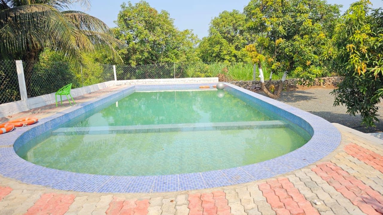Photo 1 of 14 – 5-room resort with a pool in Talala, Gir Somnath (BMF-R643)