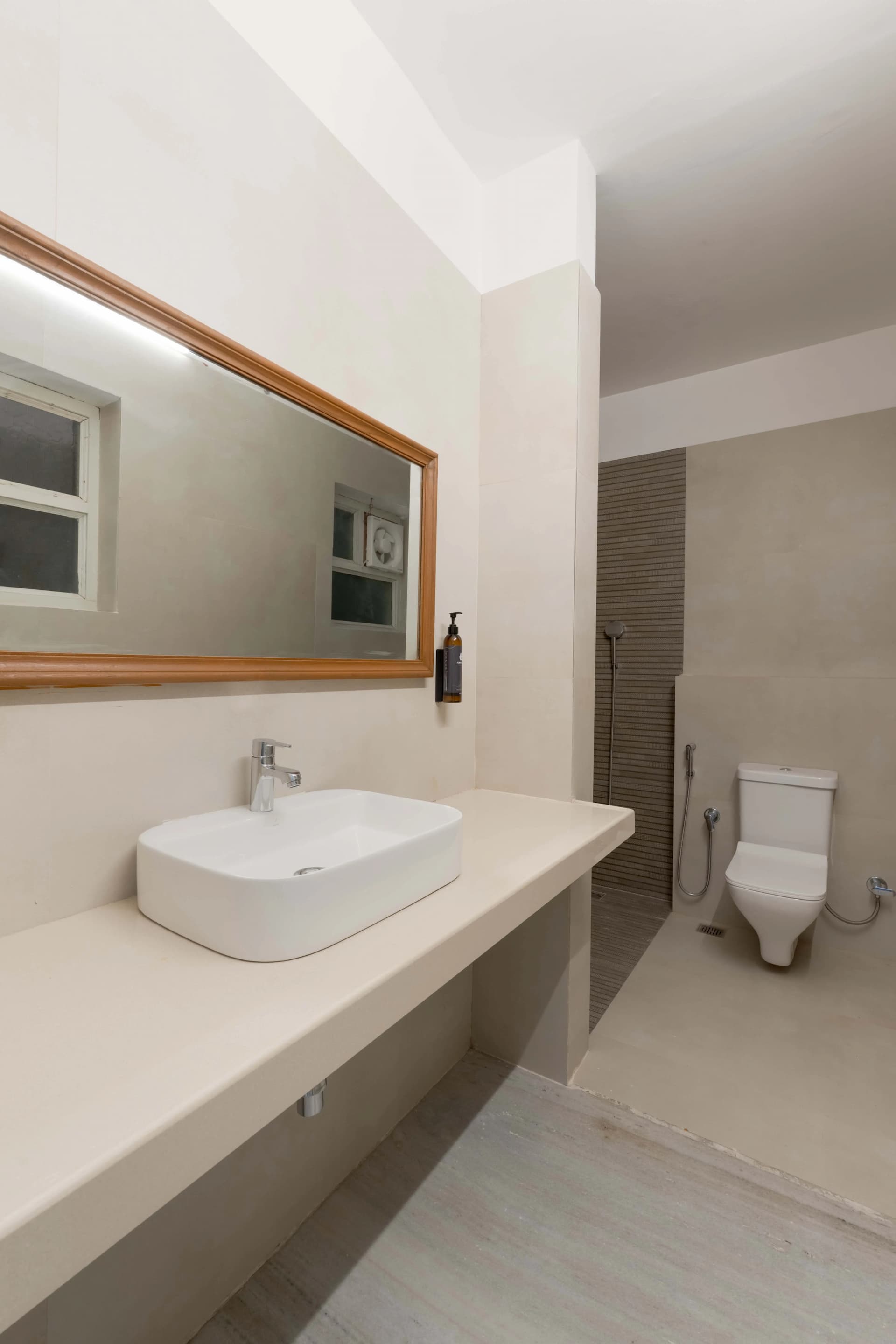 Photo 19 of 39 – 9 BHK villa with a pool in Haridass Ji Magari, Uda (BMF-V647)