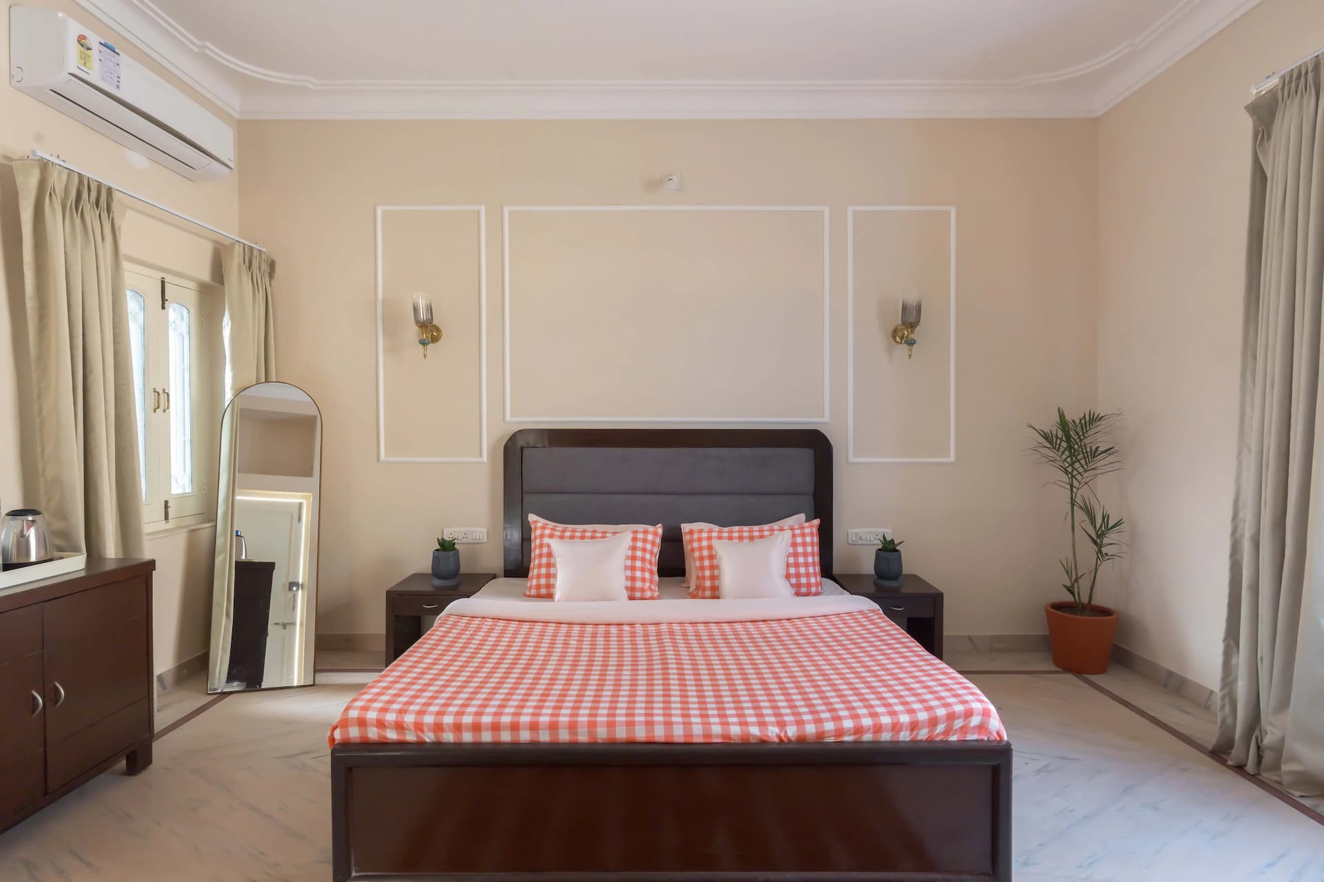 Photo 7 of 39 – 9 BHK villa with a pool in Haridass Ji Magari, Uda (BMF-V647)