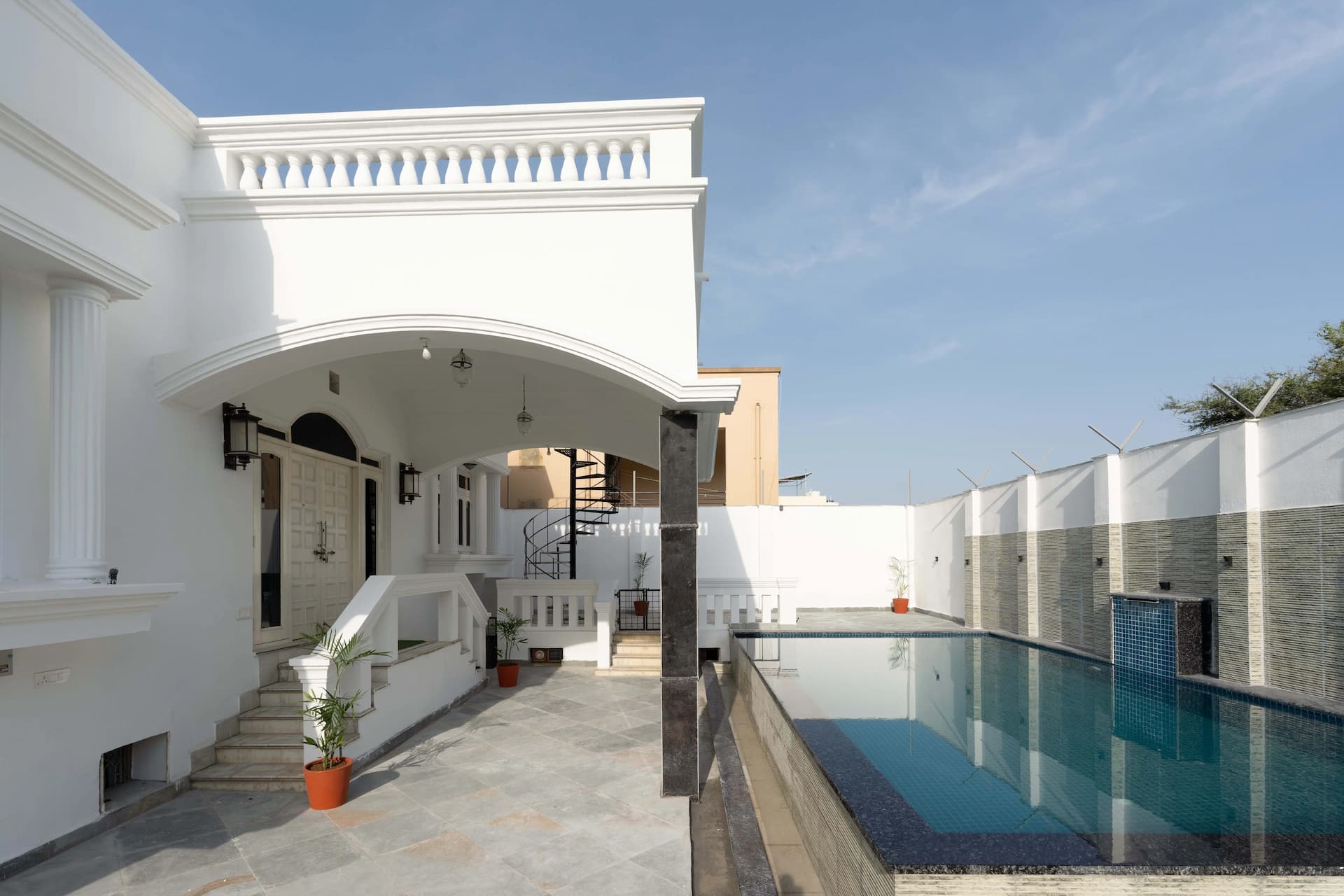 Photo 32 of 39 – 9 BHK villa with a pool in Haridass Ji Magari, Uda (BMF-V647)