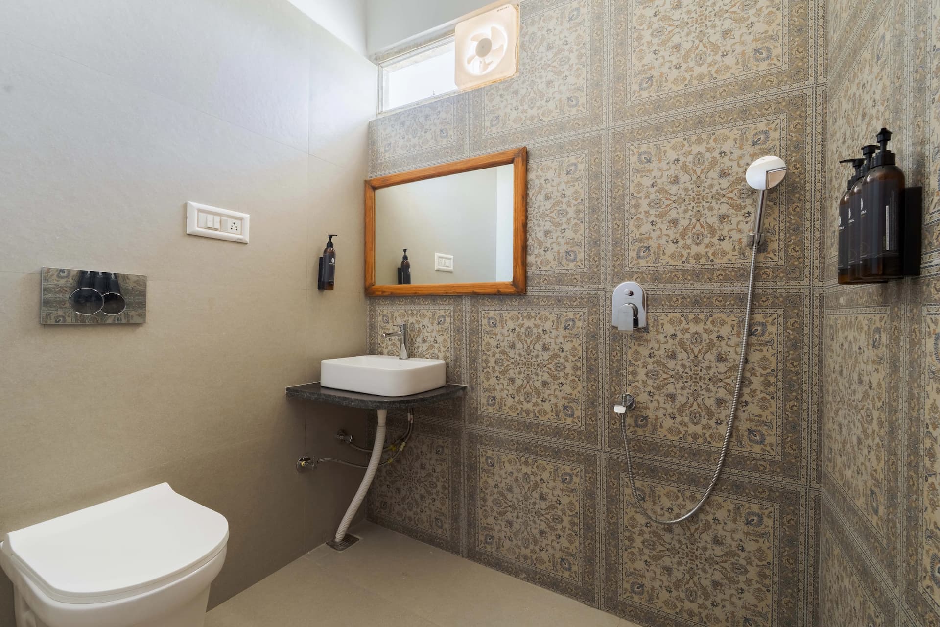 Photo 6 of 39 – 9 BHK villa with a pool in Haridass Ji Magari, Uda (BMF-V647)
