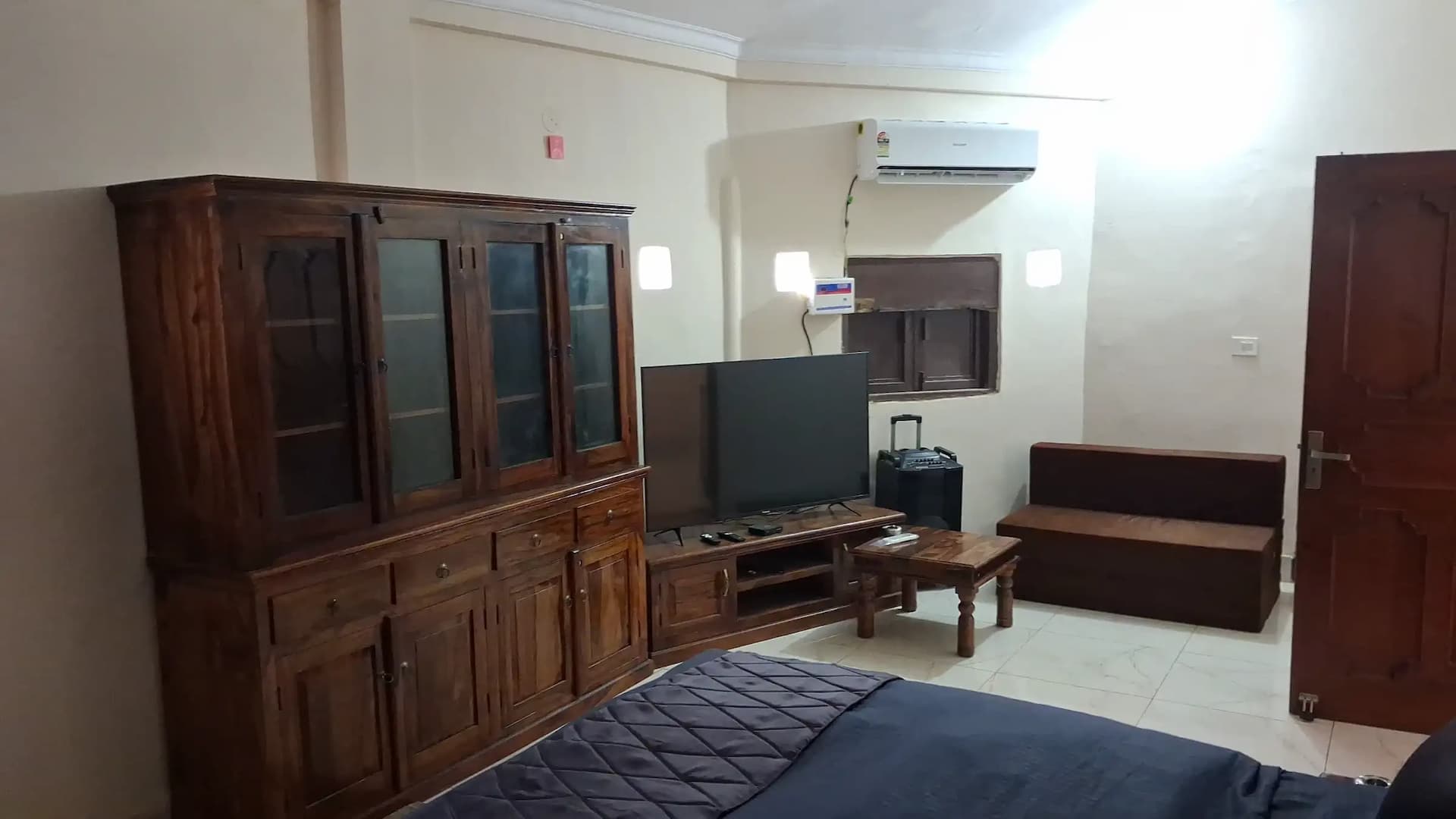 Photo 2 of 7 – 2 BHK farmhouse with a private pool in Gurugram, Delhi (BMF-F656)