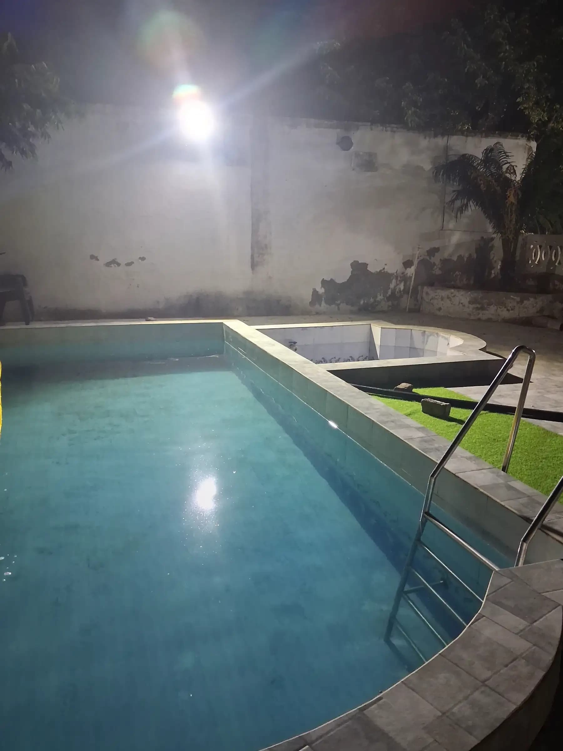Photo 4 of 7 – 2 BHK farmhouse with a private pool in Gurugram, Delhi (BMF-F656)