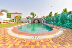 5-room resort with a pool in Jobner Road, Jaipur (BMF-R269)
