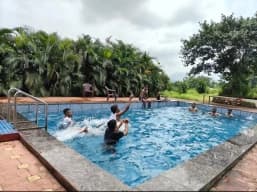 2 BHK farmhouse with a private pool in Badlapur, Thane (BMF-F488)