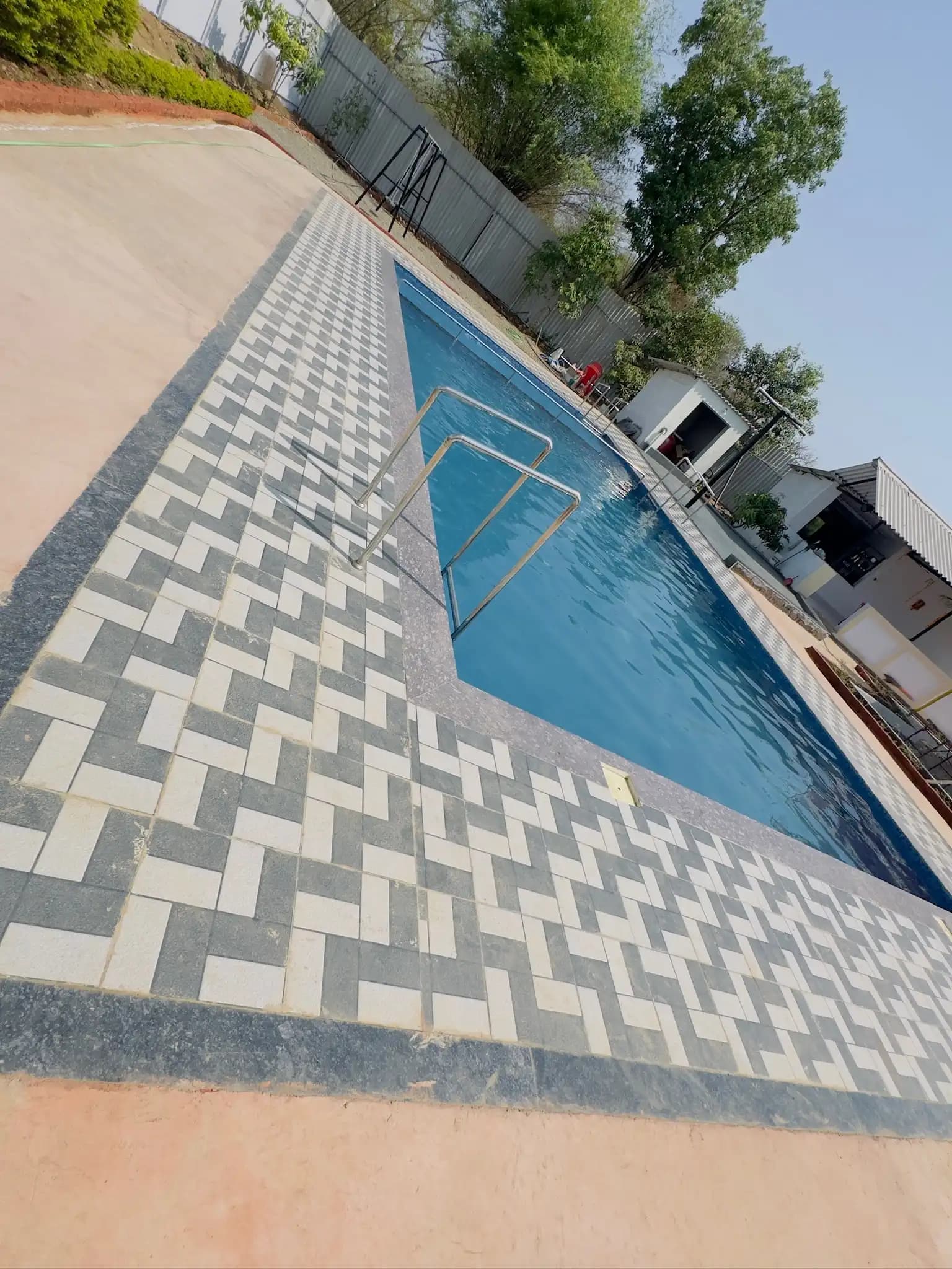 2 BHK farmhouse with a private pool in Bhiwandi, Thane (BMF-F605)