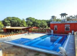 6-room resort with a pool in Titrdi, Udaipur (BMF-R616)