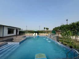 3 BHK farmhouse with a private pool in Noida, Delhi (BMF-F622)