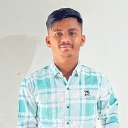 Smit Akbari