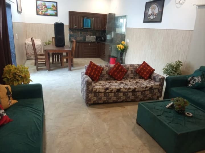 Photo 2 of 10 – 2 BHK farmhouse with a private pool in Gurugram, Delhi (BMF-F570)