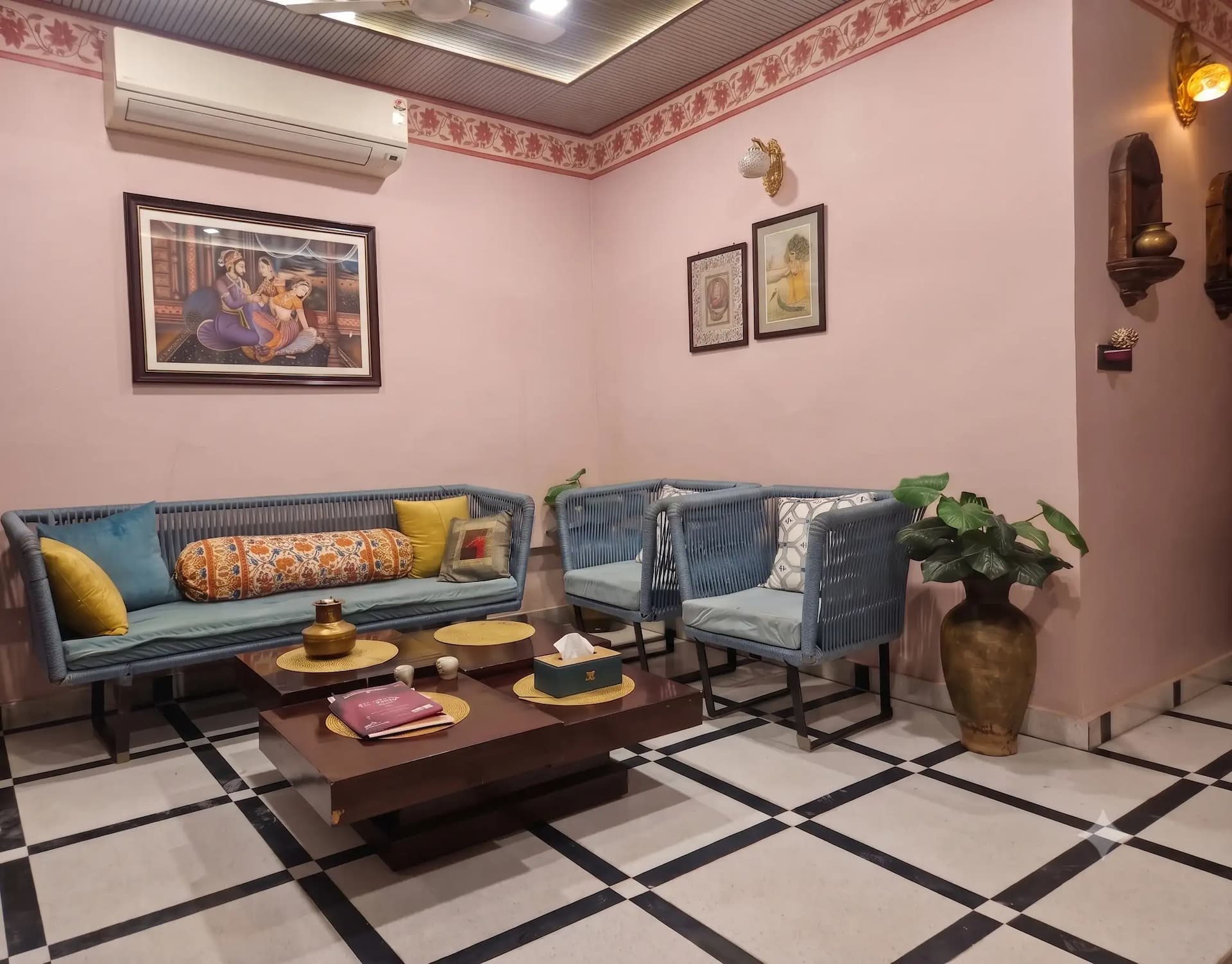 Photo 3 of 19 – 6 BHK farmhouse with a private pool in Bassi, Jaipur (BMF-F582)